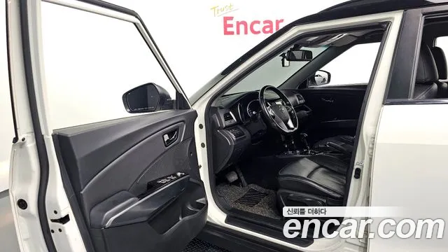 KG_Mobility_Ssangyong TIBOLI 2017 thumb 9