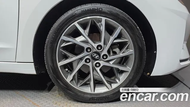 Hyundai Avante 2019 thumb 5
