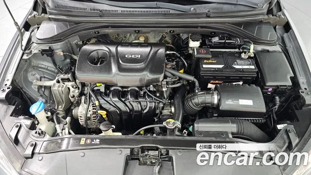 Hyundai Avante 2017 thumb 5