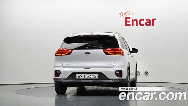 Kia Niro 2019 thumb 3