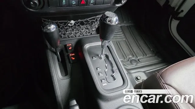 Jeep Wrangler 2015 thumb 9
