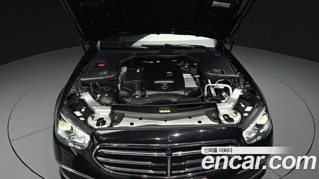 Mercedes-Benz E-Класс 2020 thumb 5