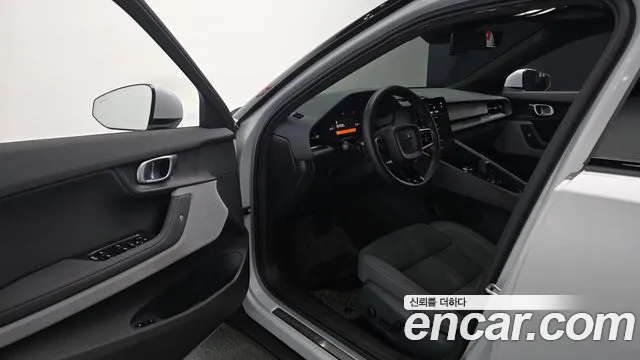 Polestar 2 2022 thumb 10