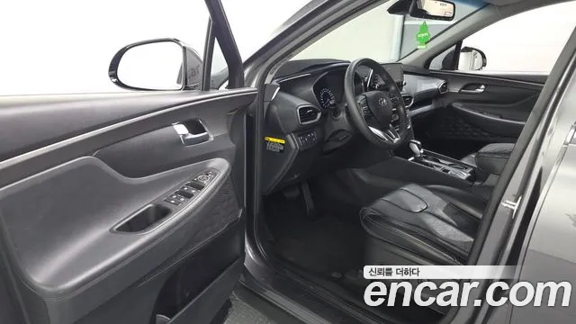 Hyundai Santa Fe 2018 thumb 10