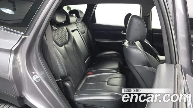 Hyundai Santa Fe 2018 thumb 11