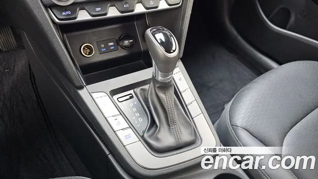 Hyundai Avante 2019 thumb 9