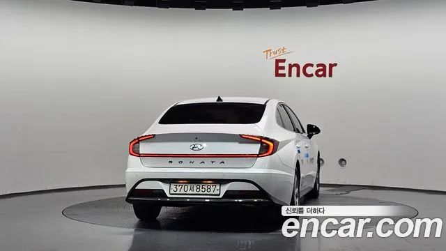 Hyundai Sonata 2022 thumb 4