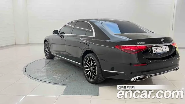 Mercedes-Benz S-Класс 2025 thumb 2