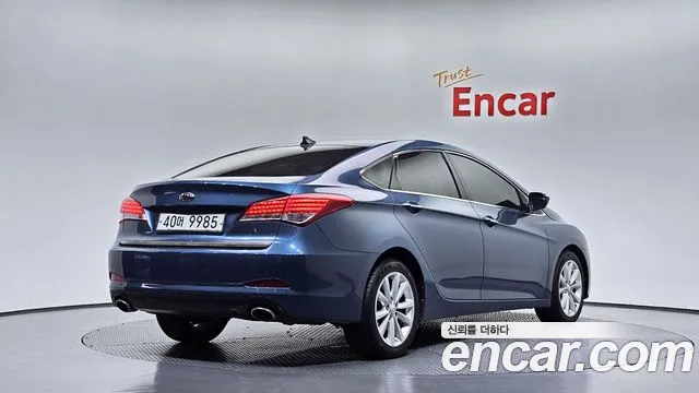 Hyundai i40 2012 thumb 2