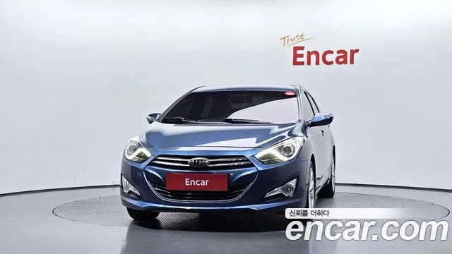 Hyundai i40 2012 thumb 3