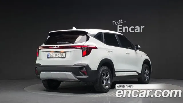 Kia Seltos 2022 thumb 2