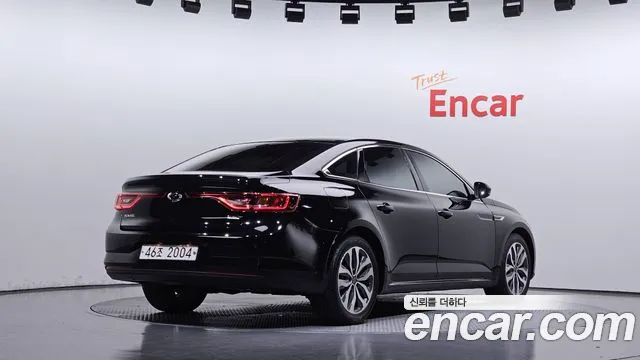 Renault-KoreaSamsung Megane 2017 thumb 2