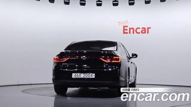 Renault-KoreaSamsung Megane 2017 thumb 4