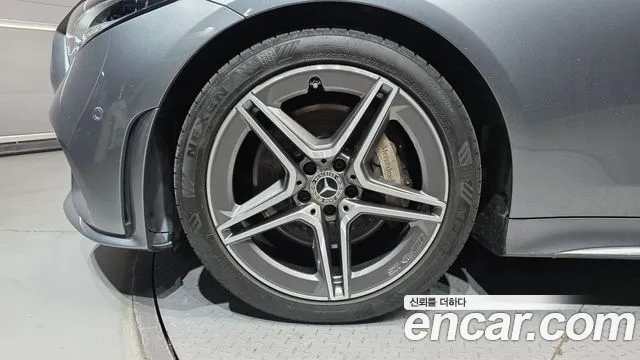 Mercedes-Benz CLS-Class 2019 thumb 5