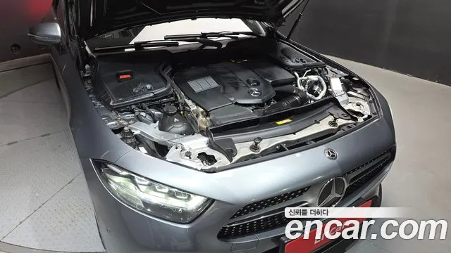 Mercedes-Benz CLS-Class 2019 thumb 6