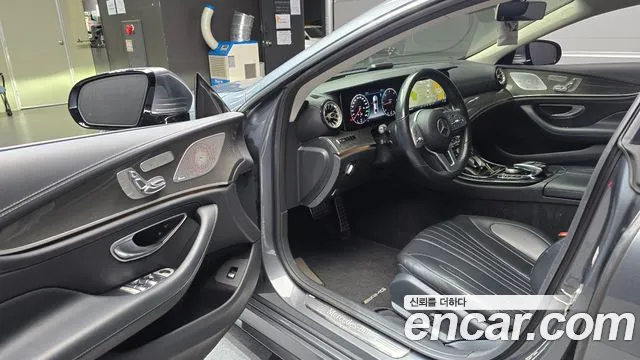 Mercedes-Benz CLS-Class 2019 thumb 10