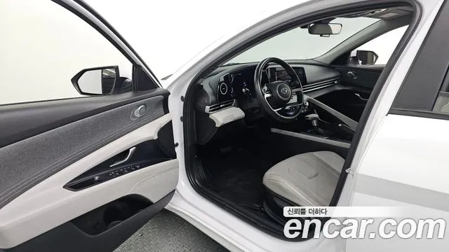 Hyundai Avante 2021 thumb 10