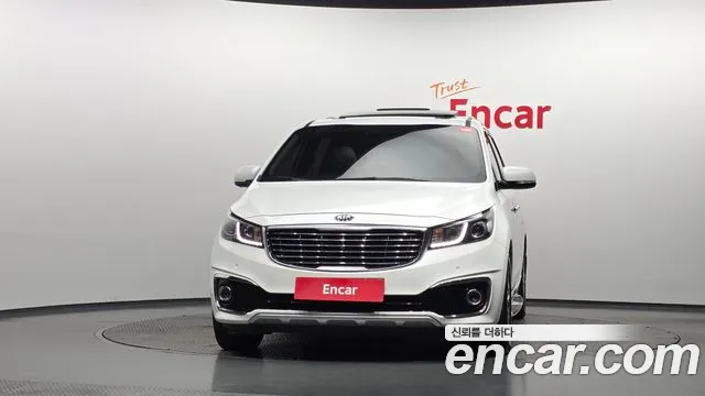 Kia Carnival 2016 thumb 3
