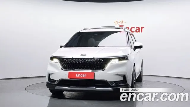 Kia Carnival 2021 thumb 3