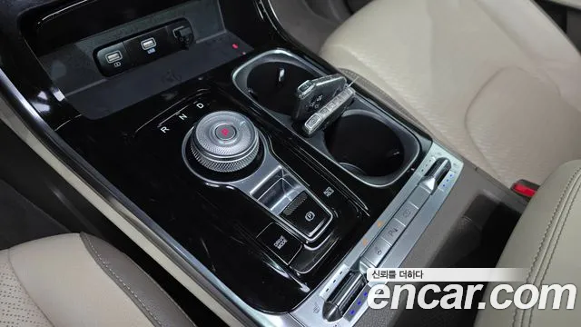 Kia Carnival 2021 thumb 9
