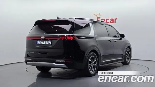 Kia Carnival 2020 thumb 2