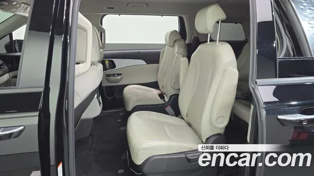 Kia Carnival 2020 thumb 11