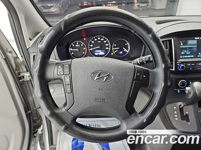 Hyundai Starex 2019 thumb 9