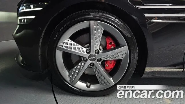 Genesis G80 2022 thumb 5