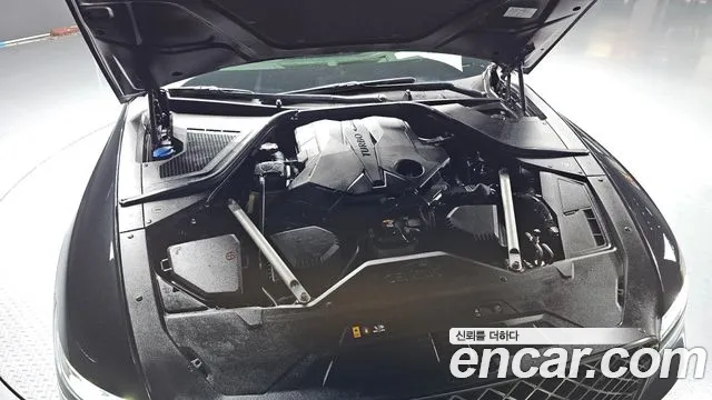 Genesis G80 2022 thumb 6