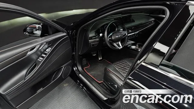Genesis G80 2022 thumb 11