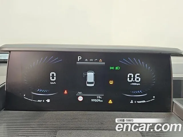 Hyundai Staria 2021 thumb 7