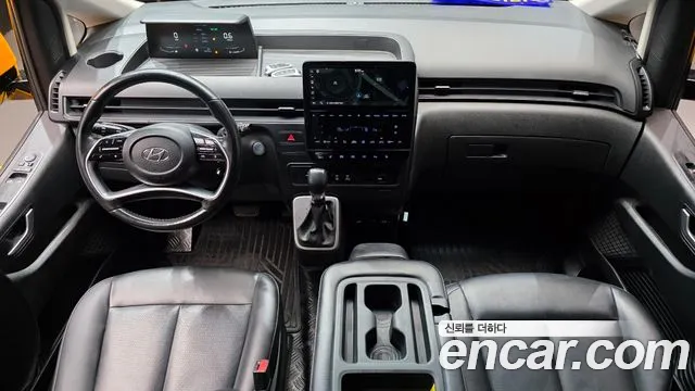 Hyundai Staria 2022 thumb 7