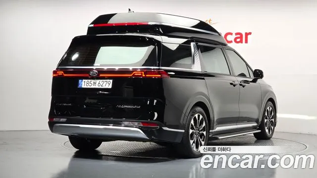 Kia Carnival 2021 thumb 2