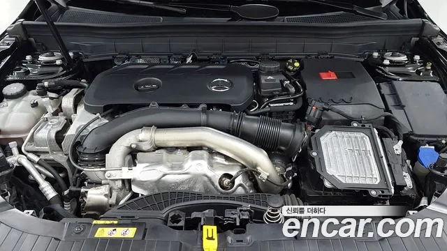 Mercedes-Benz GLB 2025 thumb 6