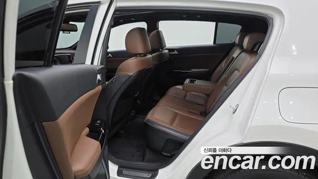 Kia Sportage 2018 thumb 10