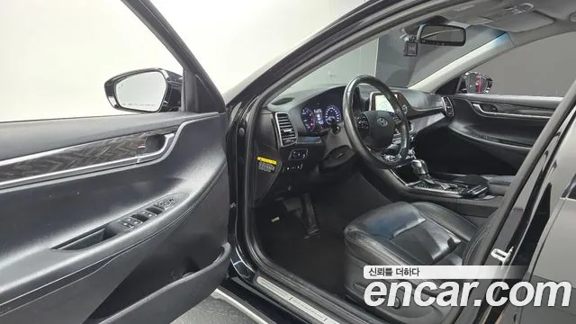Hyundai Grandeur 2017 thumb 10
