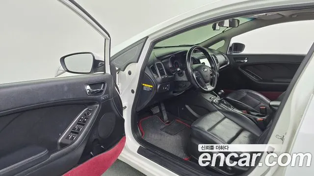 Kia K3 2014 thumb 10