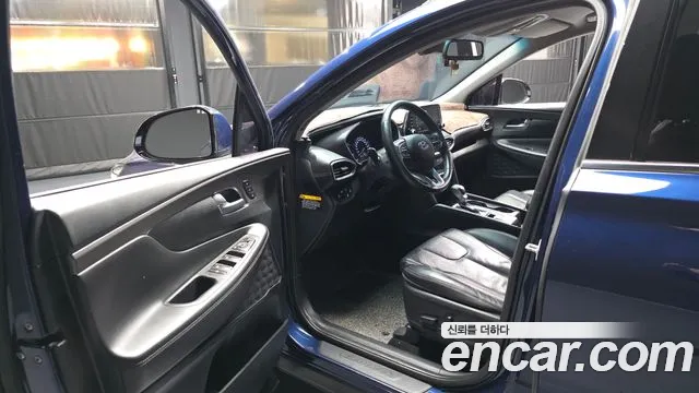 Hyundai Santa Fe 2019 thumb 10