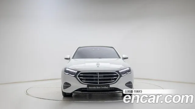 Mercedes-Benz E-Класс 2026 thumb 3