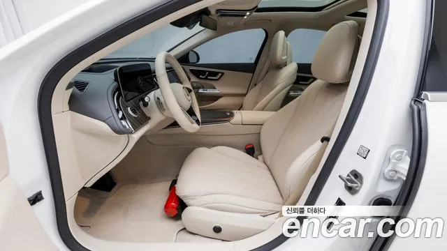 Mercedes-Benz E-Класс 2026 thumb 10