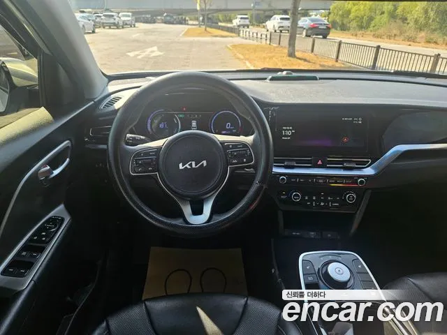 Kia Niro 2024 thumb 5