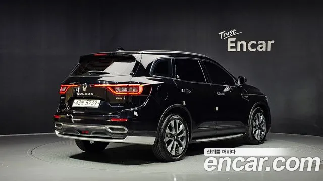 Renault-KoreaSamsung Koleos 2018 thumb 2