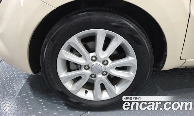 Kia Soul 2011 thumb 4