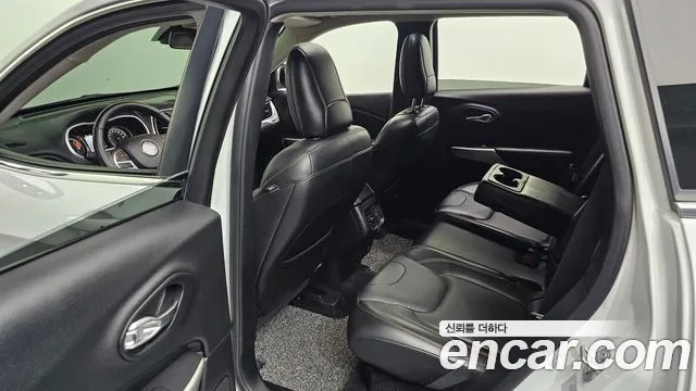 Jeep Cherokee 2017 thumb 11