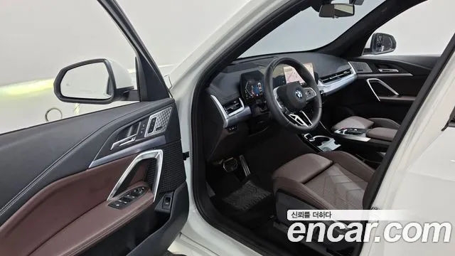 BMW X1 2024 thumb 10
