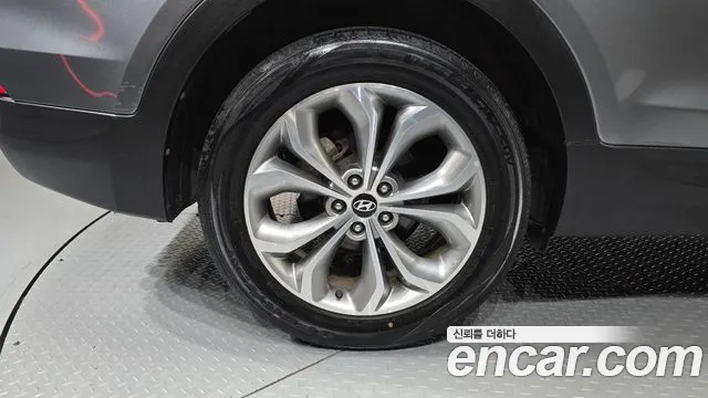 Hyundai Santa Fe 2013 thumb 5