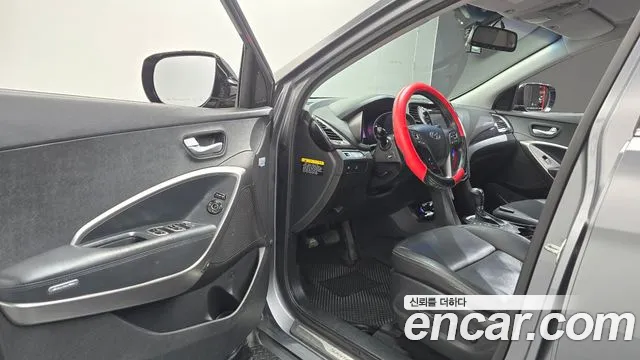 Hyundai Santa Fe 2013 thumb 10