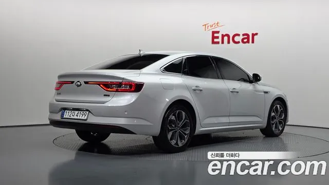 Renault-KoreaSamsung Megane 2018 thumb 2
