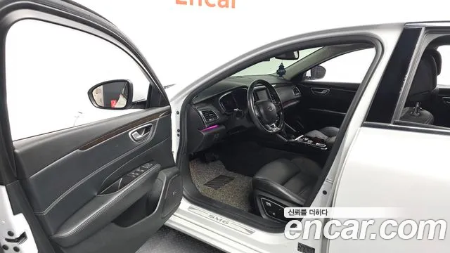 Renault-KoreaSamsung Megane 2018 thumb 10