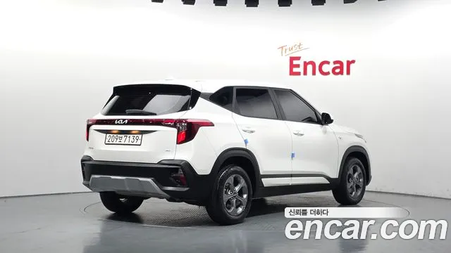 Kia Seltos 2023 thumb 2